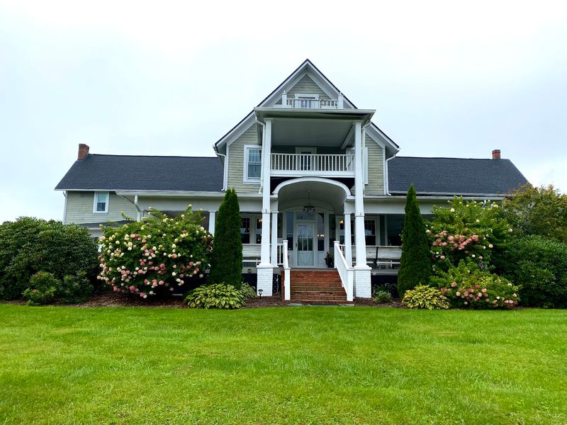 Shatley Springs Inn & Restaurant