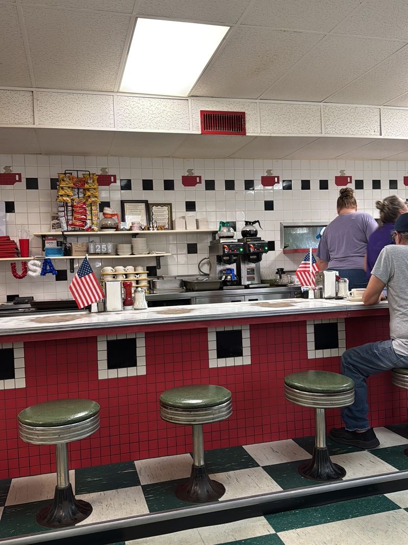 Jake And Dorothy's Cafe