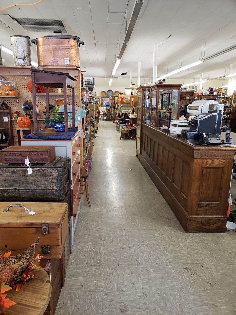 Downtown Antique Mall, Abilene, KS
