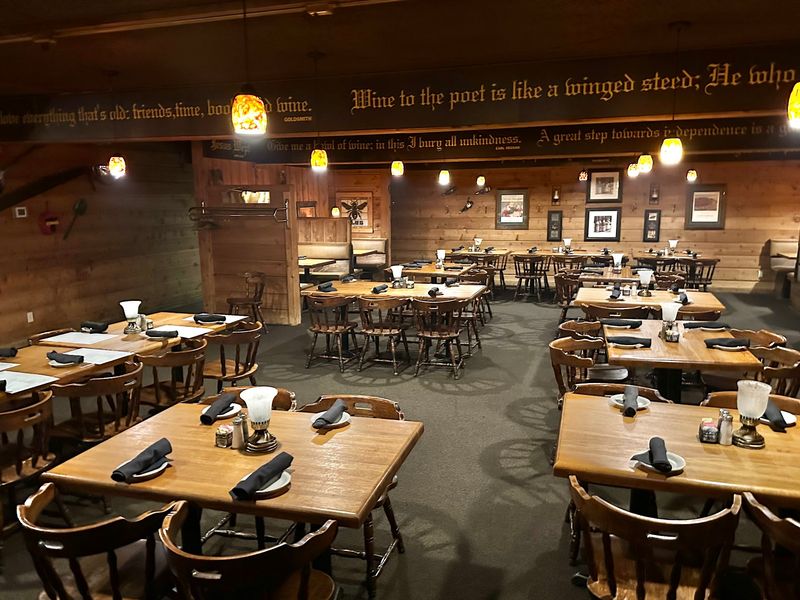 Lunch Gives You A Different Way To Try The Steakhouse