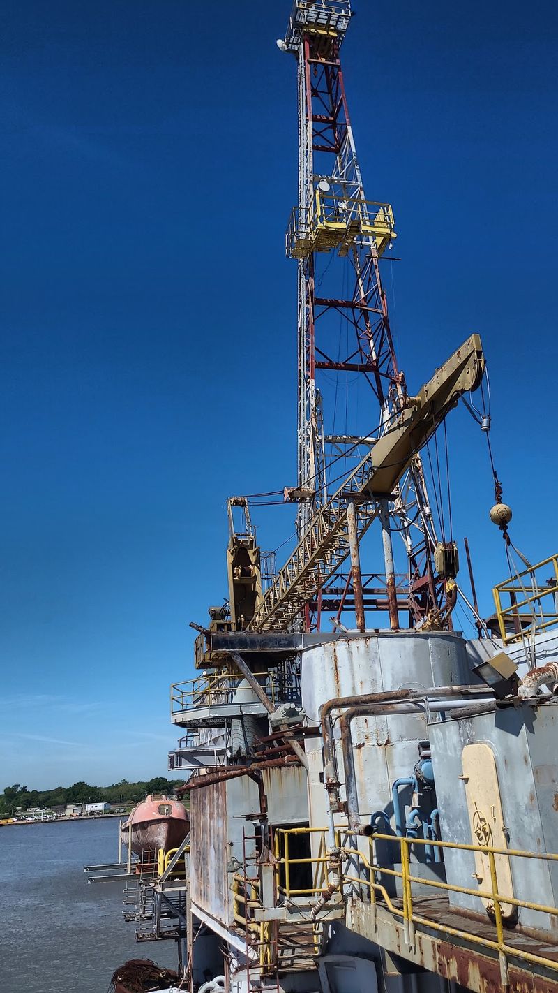 Plan Around The Rig's Real Physicality