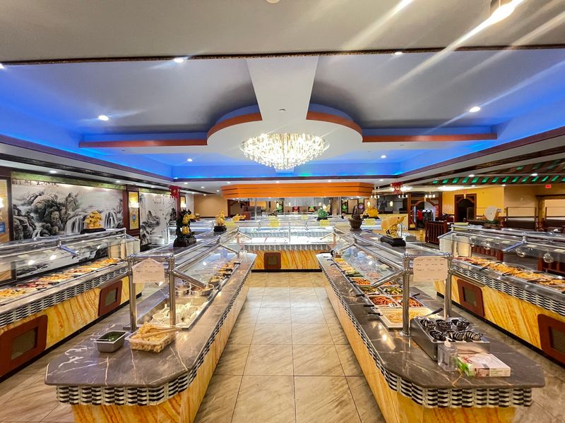 City Buffet, Roy