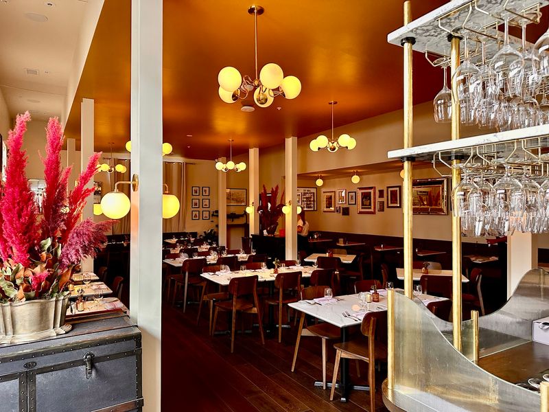 Le Depot Brasserie Gives The Event A Clear Anchor