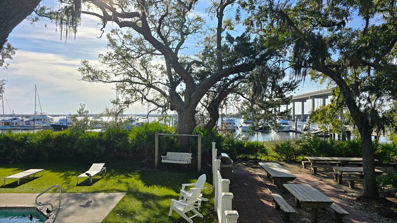 Zachry's Riverhouse