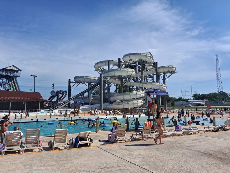 Use The Wave Pool And Kids Areas Strategically