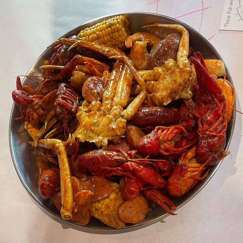 Hook and Reel Cajun Seafood and Bar, Layton