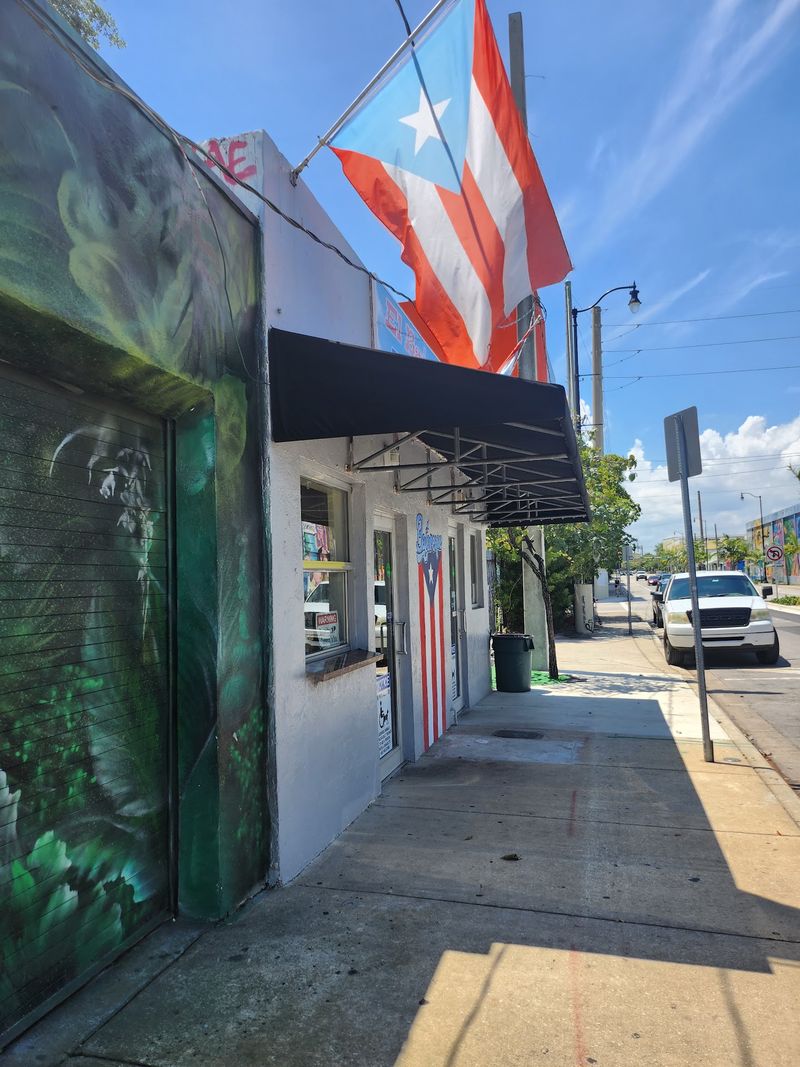 Puerto Rican Cooking Has Deep Roots On This Block