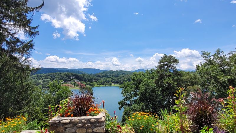 The Lake Turns Free Time Into A Full Menu