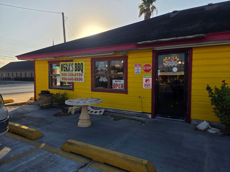 Vera's Backyard Bar-B-Que
