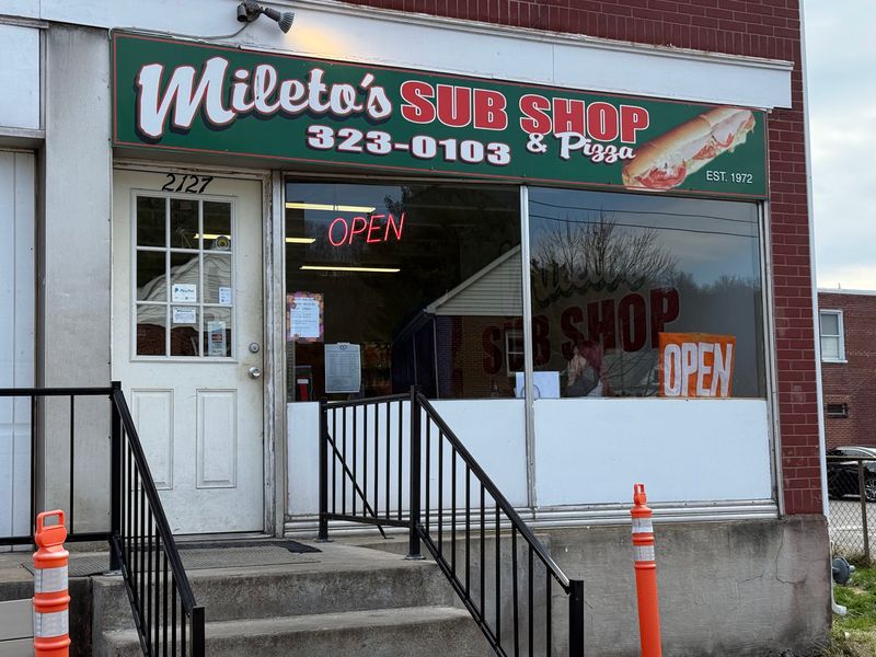 Mileto's Sub Shop
