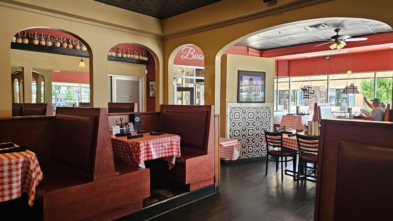 Martinelli's Little Italy