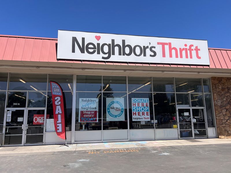 Neighbors Thrift, Ephraim