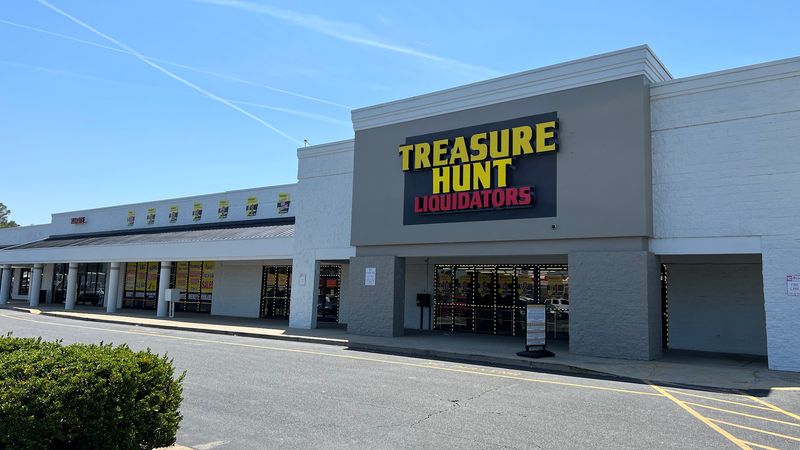 Thirty Thousand Square Feet Gives The Goldsboro Hunt Room To Spread Out
