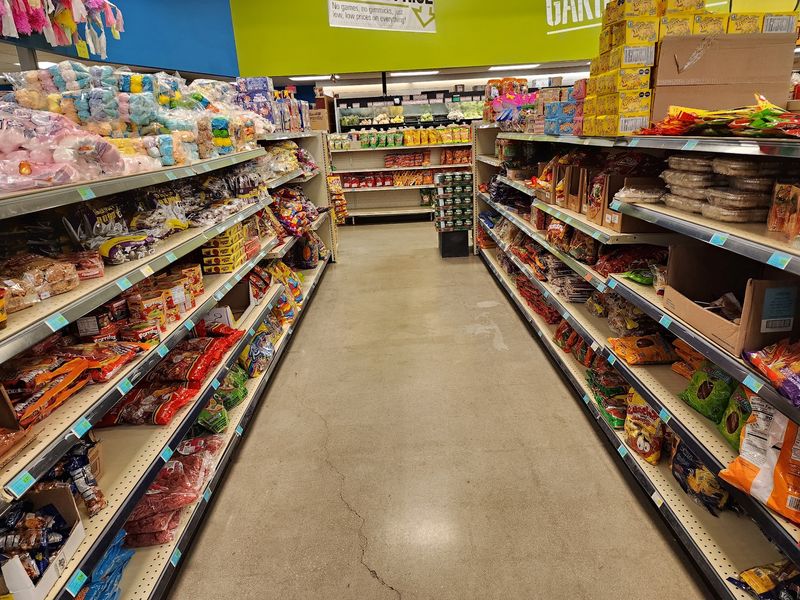 Self Checkout, Express Lanes, And A Few Insider Tricks