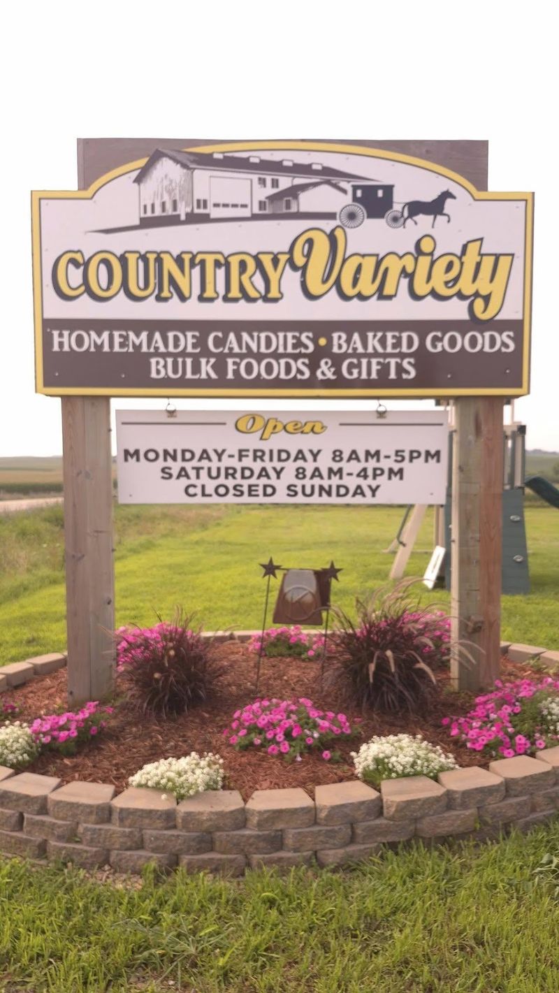 Country Variety, Montour