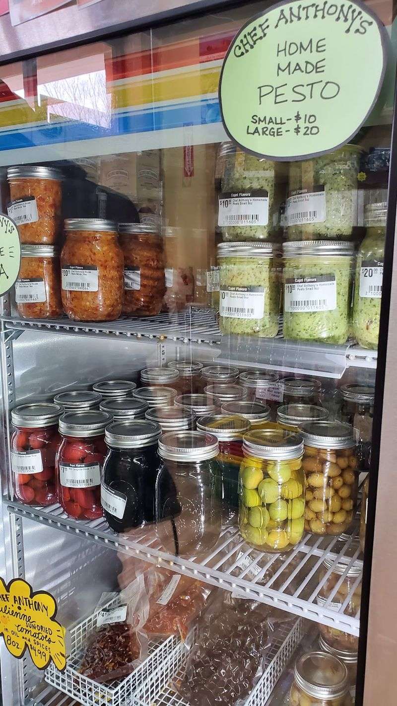 Handmade Pasta And Pesto Keep The Fresh Side Busy