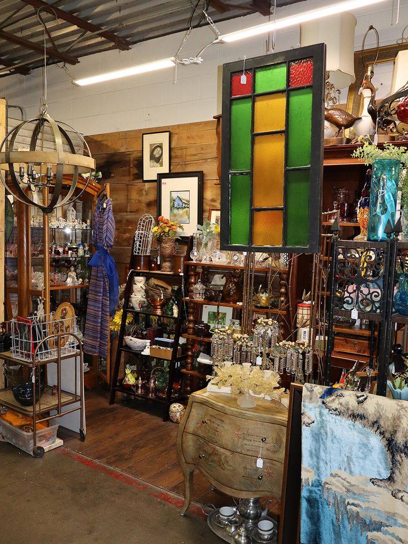 Paramount Marketplace Antiques, Vintage And New, Wichita, KS