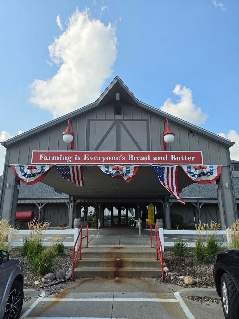 Machine Shed Restaurant, Urbandale