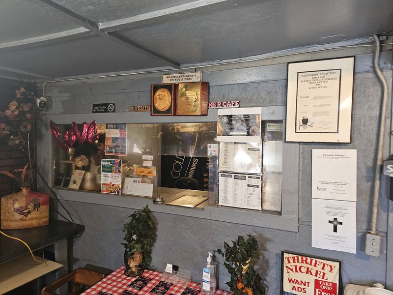 Ms. R's Cafe, Kansas City