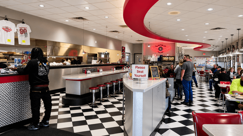 Service, Crowds, and What to Expect