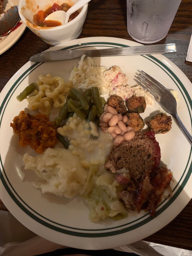 All-You-Can-Eat Refills Make A Second Helping Part Of The Plan