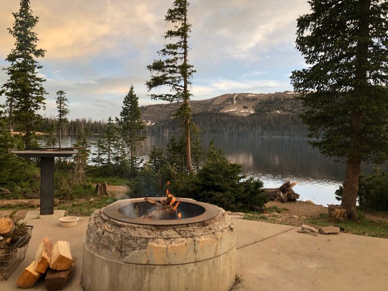 Washington Lake: The Detour That Pays Off