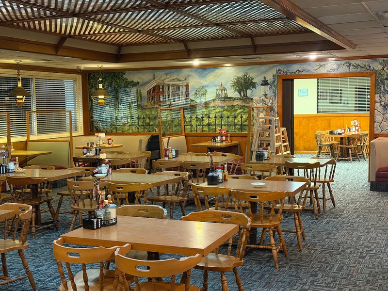 The Original Dining Room Never Clocks Out
