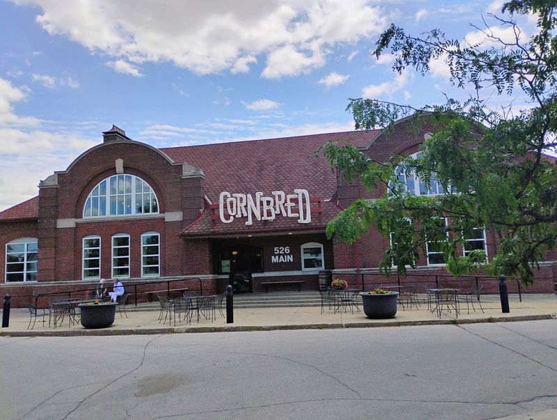 Cornbred Barbecue, Ames