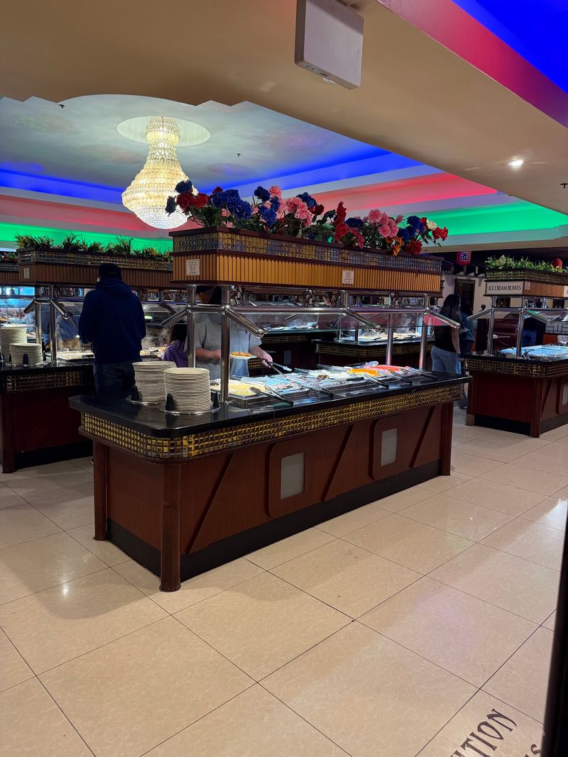 Hibachi Grill & Supreme Buffet, West Des Moines