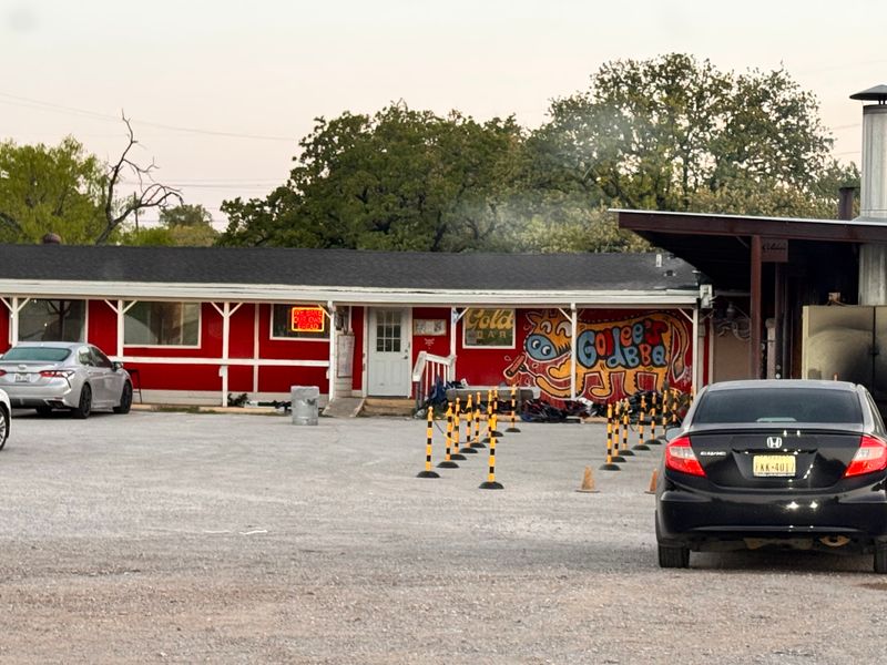 Goldee’s Barbecue