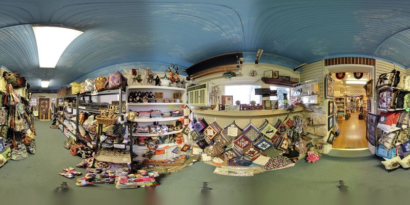 Handcrafted Gifts, Quilts, and Souvenirs