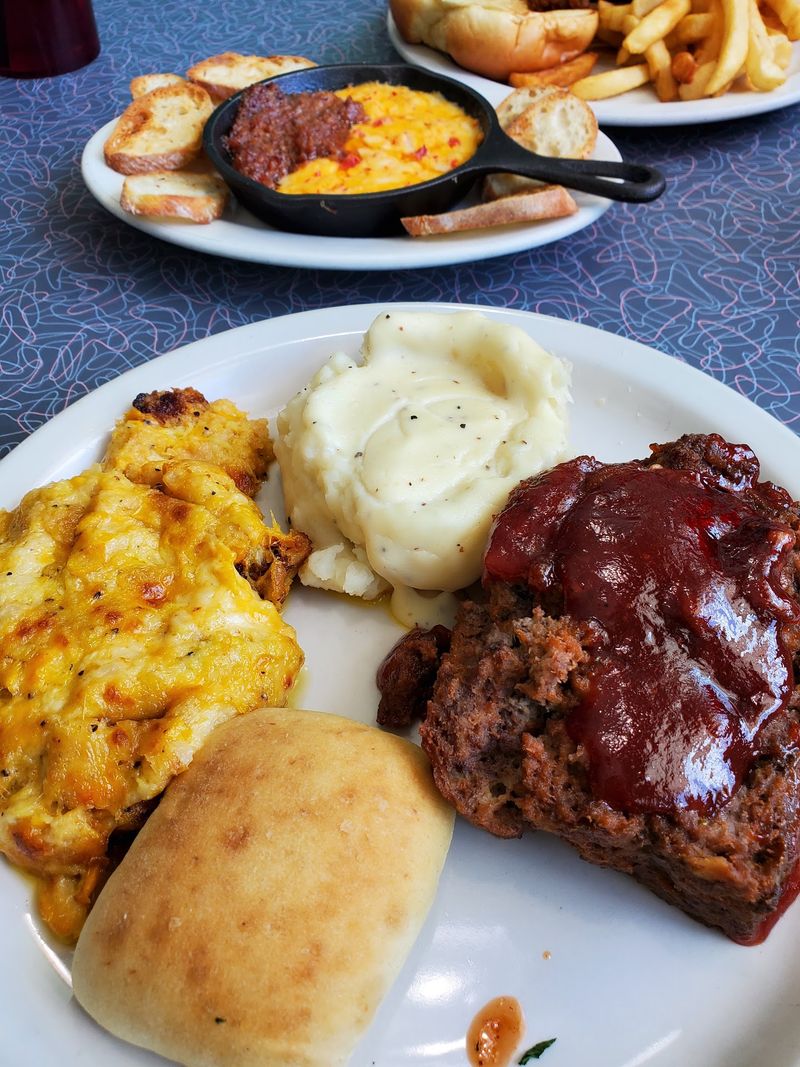 Country-Fried Steak And Meatloaf Keep Weekday Specials Familiar