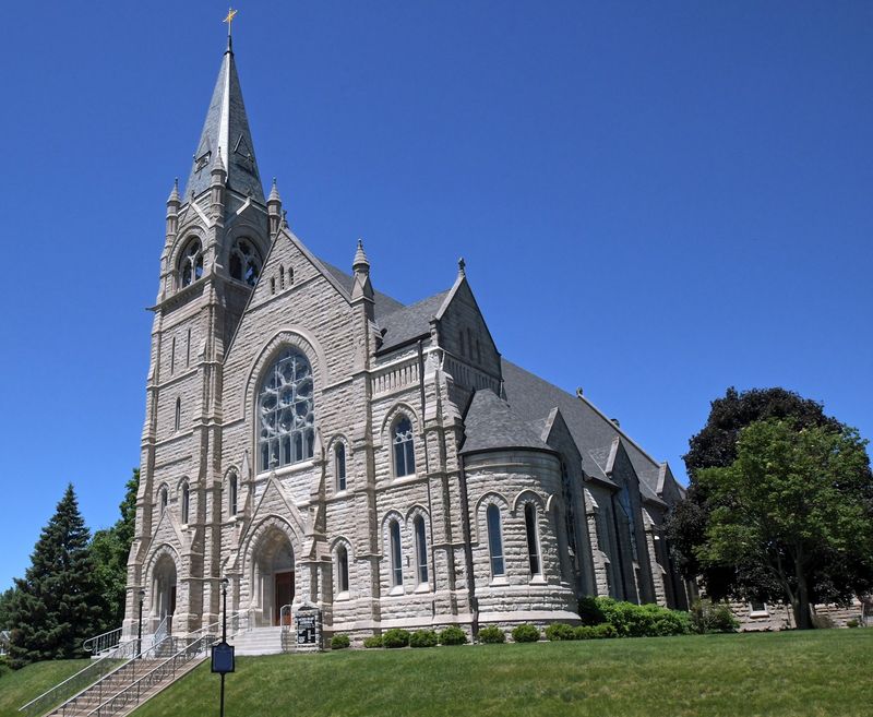Sacred Heart Cathedral, Davenport