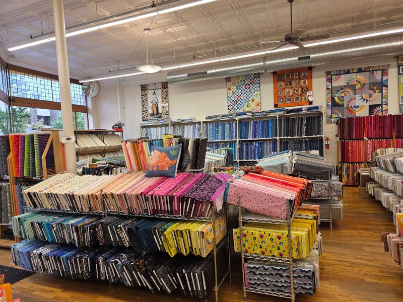 Classes That Turn Beginners Into Quilters