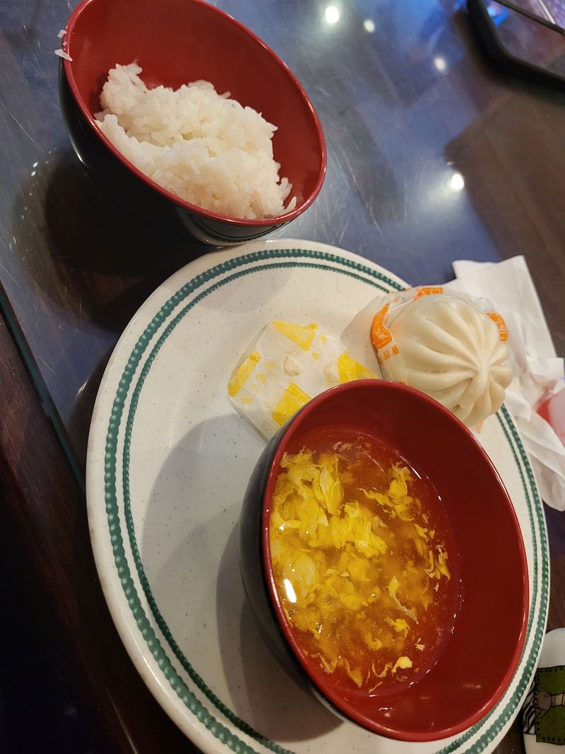 The Mongolian Grill Lets You Build A Plate Differently