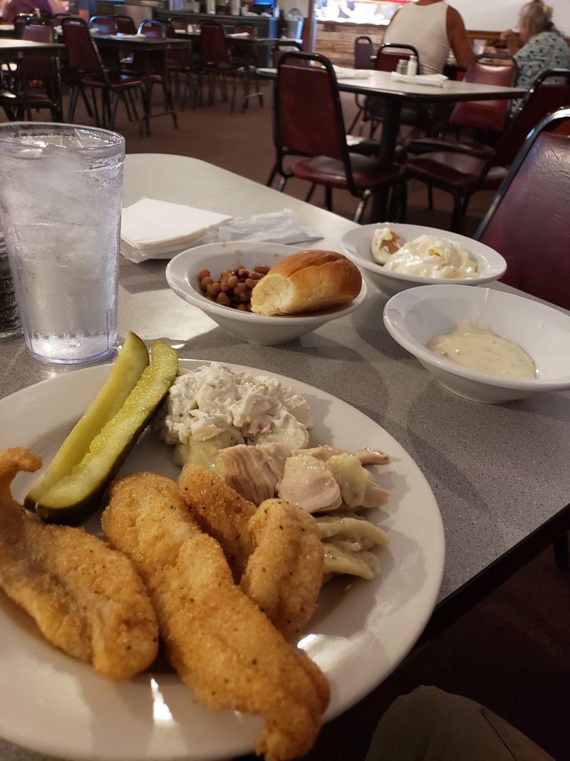 Fried Chicken And Catfish Give The Hot Bar A Strong Start