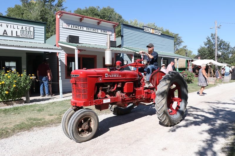 Live Reenactments And Old West Shows