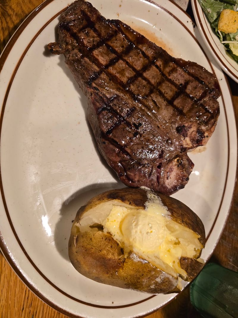 Steaks That Keep the Tables Booked