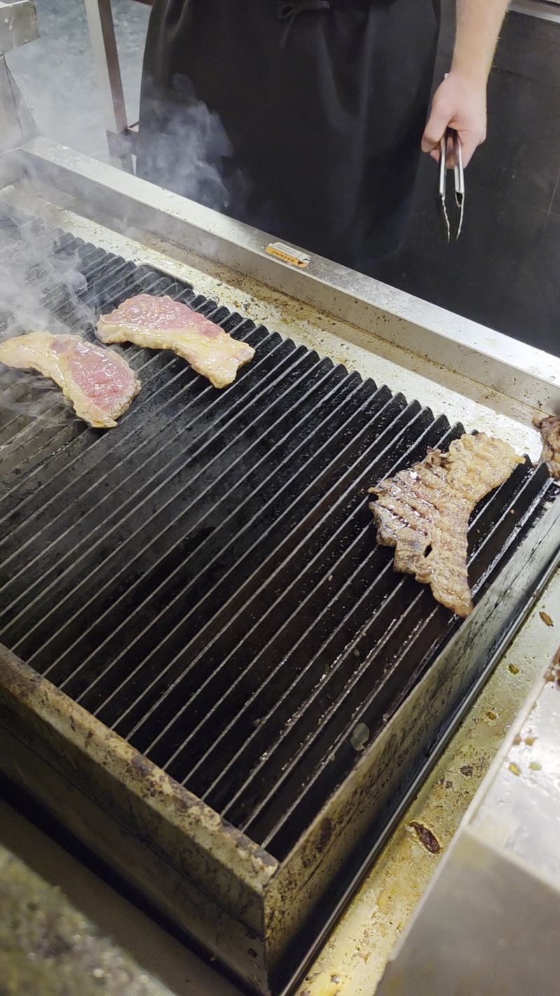Friday Night Prime Rib and Seafood Specials