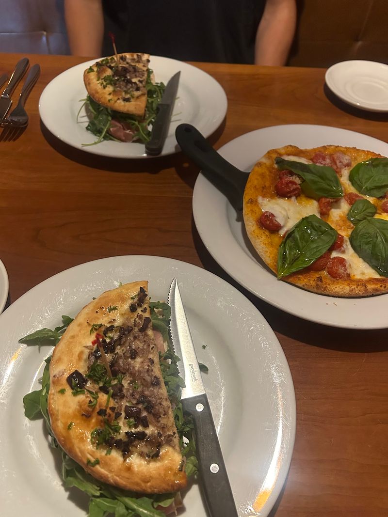 Lunch Service Is The Underrated Move