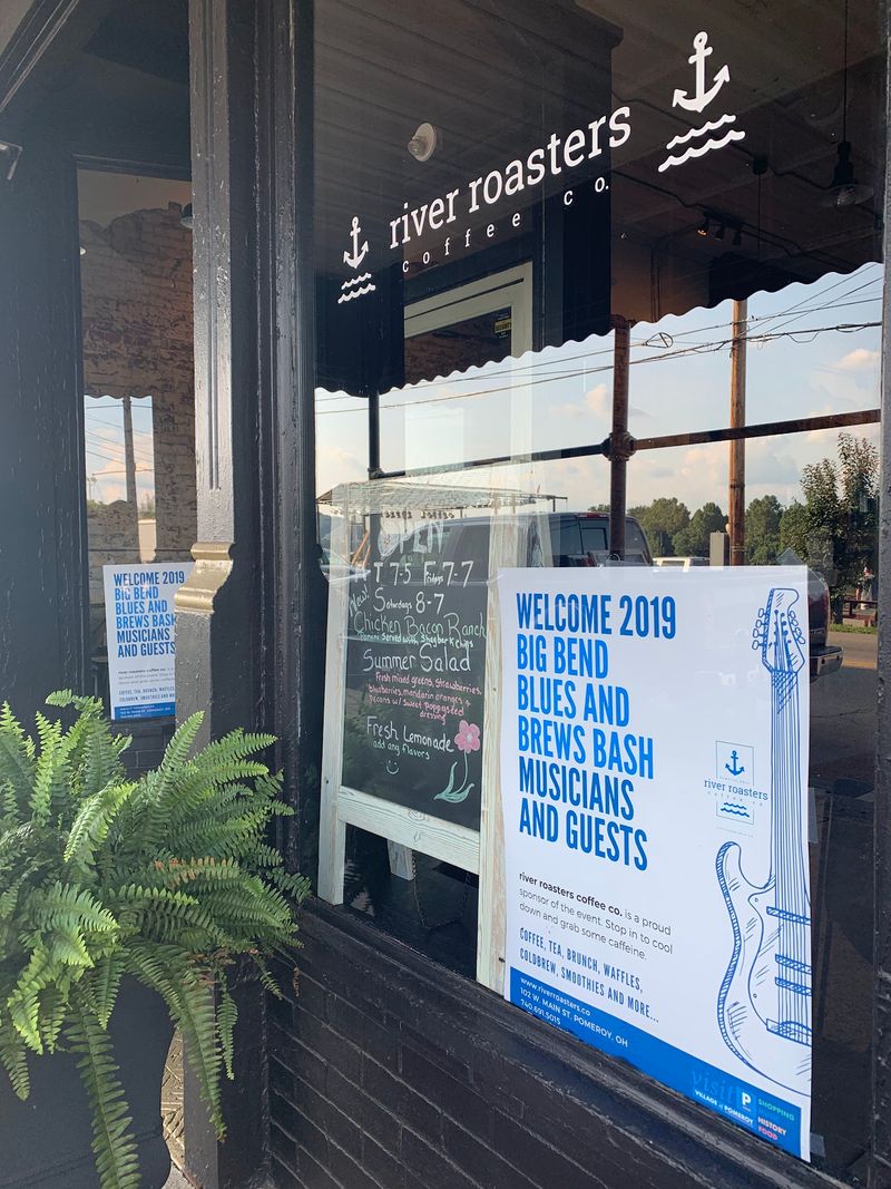 River Roasters on the Ohio