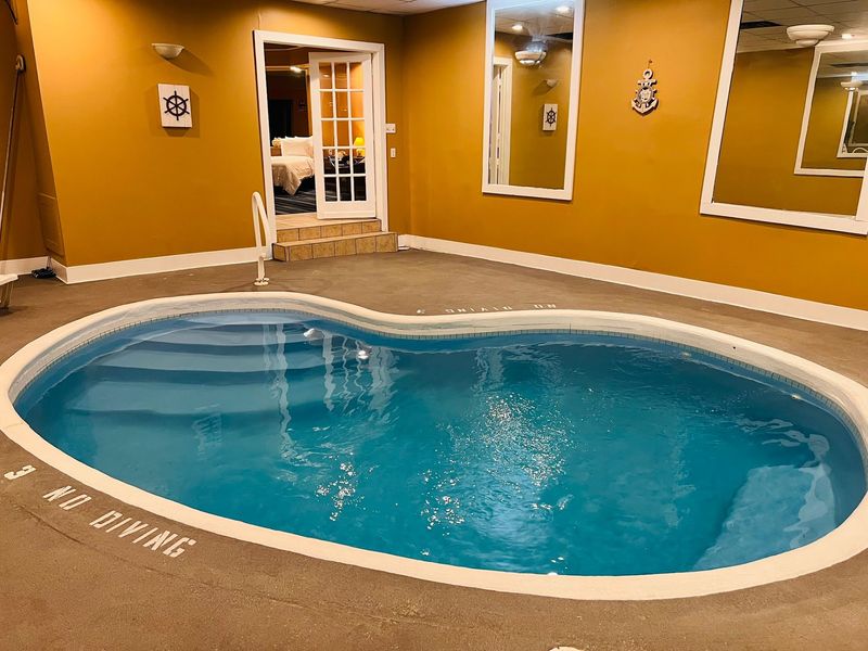 Inn Of The Dove Offers Two Private-Pool Suites