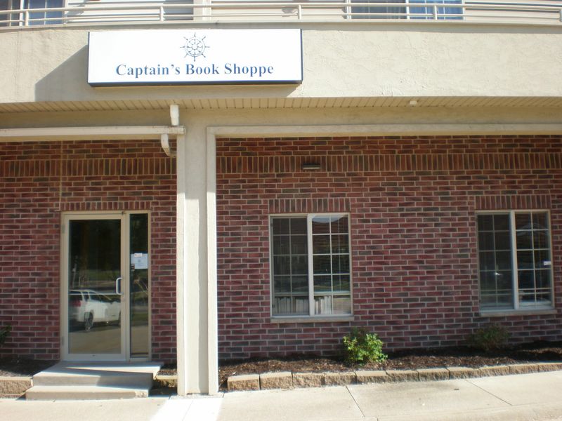 Captain's Book Shoppe, Iowa City