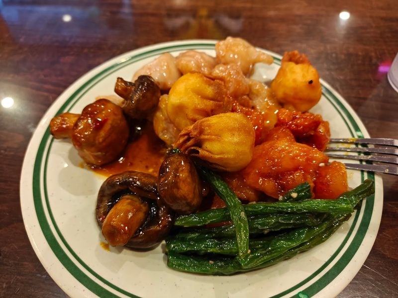 Chinese Favorites Still Anchor The Hot Side
