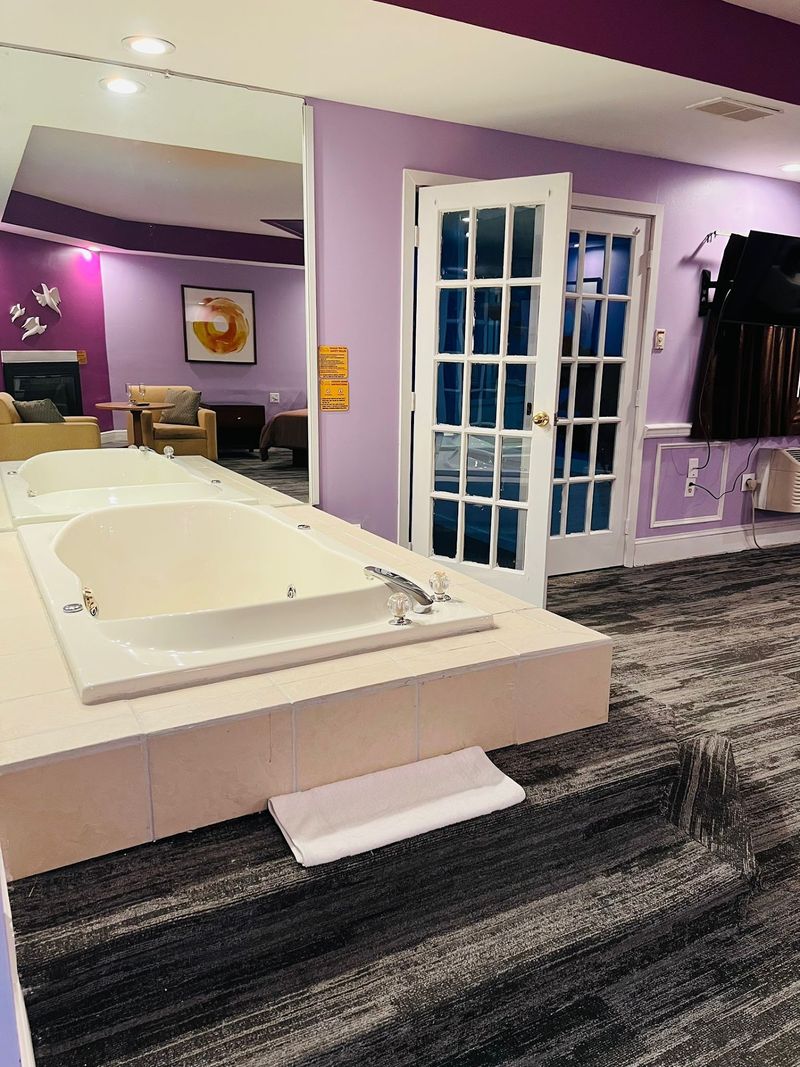 A Private Jetted Hot Tub Sits Beside The Pool Experience