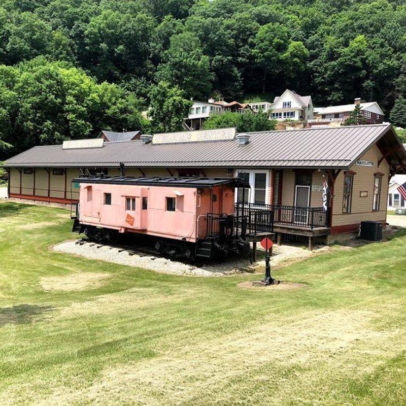 A River Town Of 429 People With A Big Front Yard