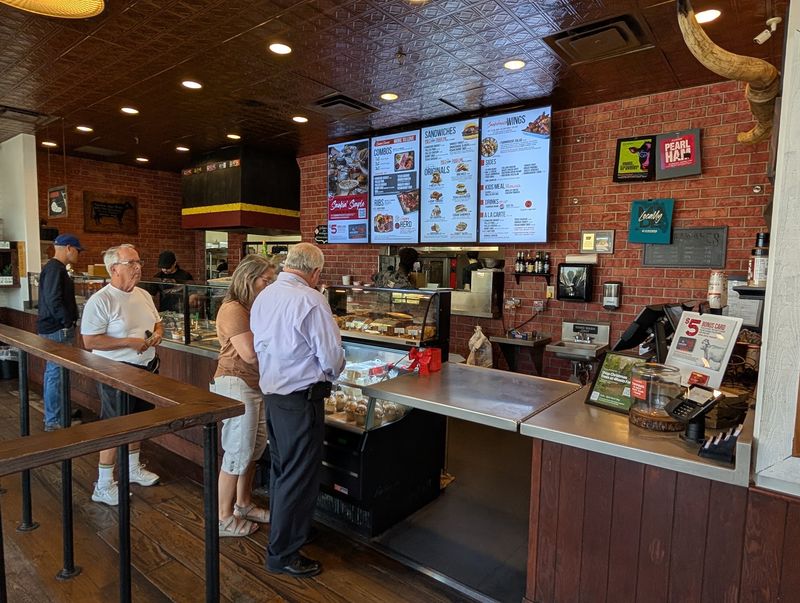 Hours, Prices, and Beating the Line