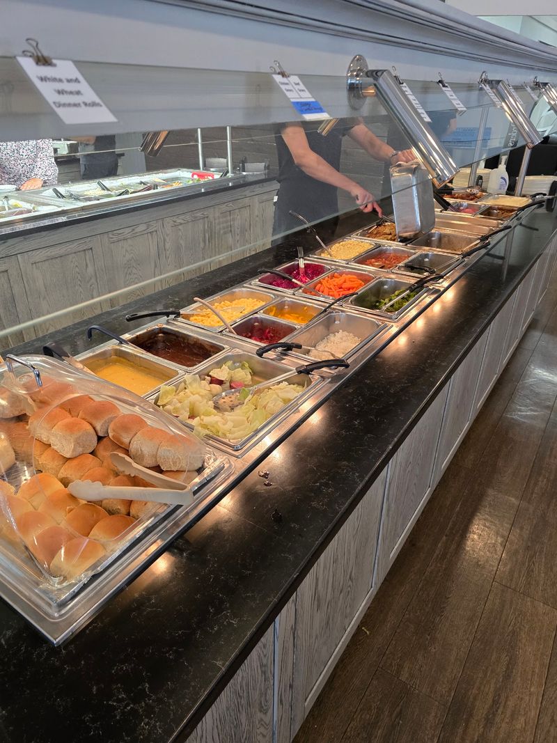 A Buffet Built on Home-Cooked Care
