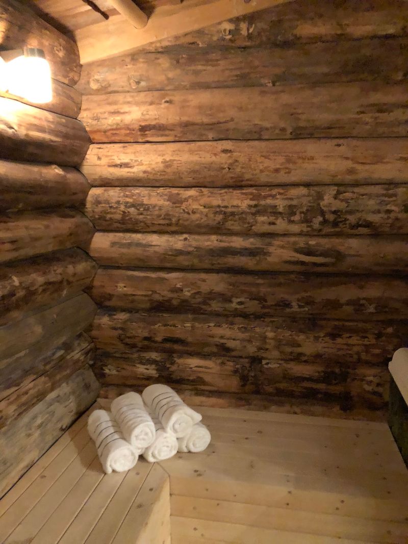 Saunas, Steam Rooms, And Cool Water Shape The Circuit