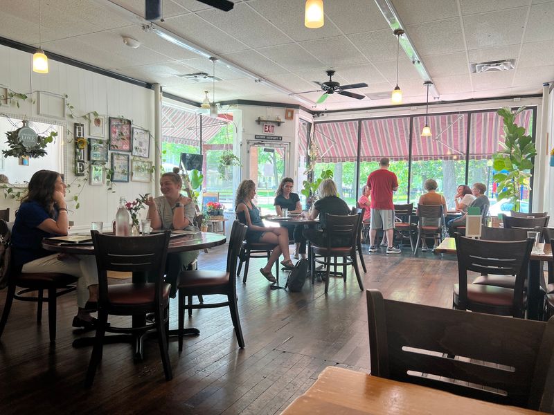 Jong's Thai Kitchen